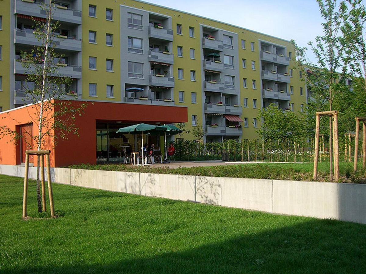 H&H Studio-Apartment Im Stadtteil Ostseeviertel Jedes Apartment Mit Kuechenzeilen - Fahrstuhl Und 24H Check In Greifswald Exterior foto