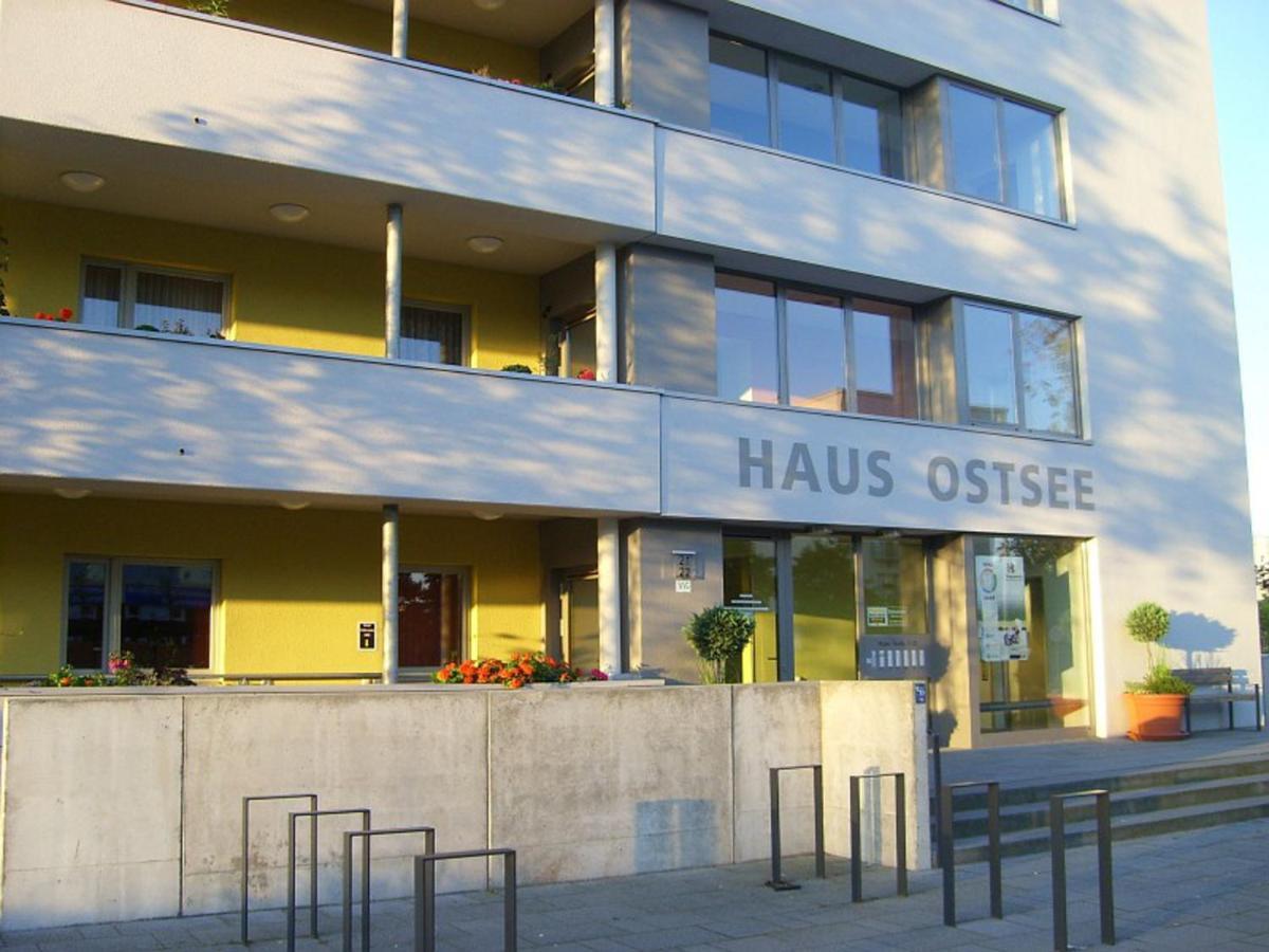 H&H Studio-Apartment Im Stadtteil Ostseeviertel Jedes Apartment Mit Kuechenzeilen - Fahrstuhl Und 24H Check In Greifswald Exterior foto
